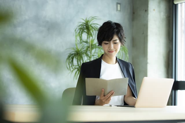 特徴2 獲得件数に応じた継続的なストック収益